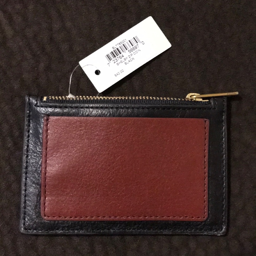 BNWT Fossil Shelby Wallet